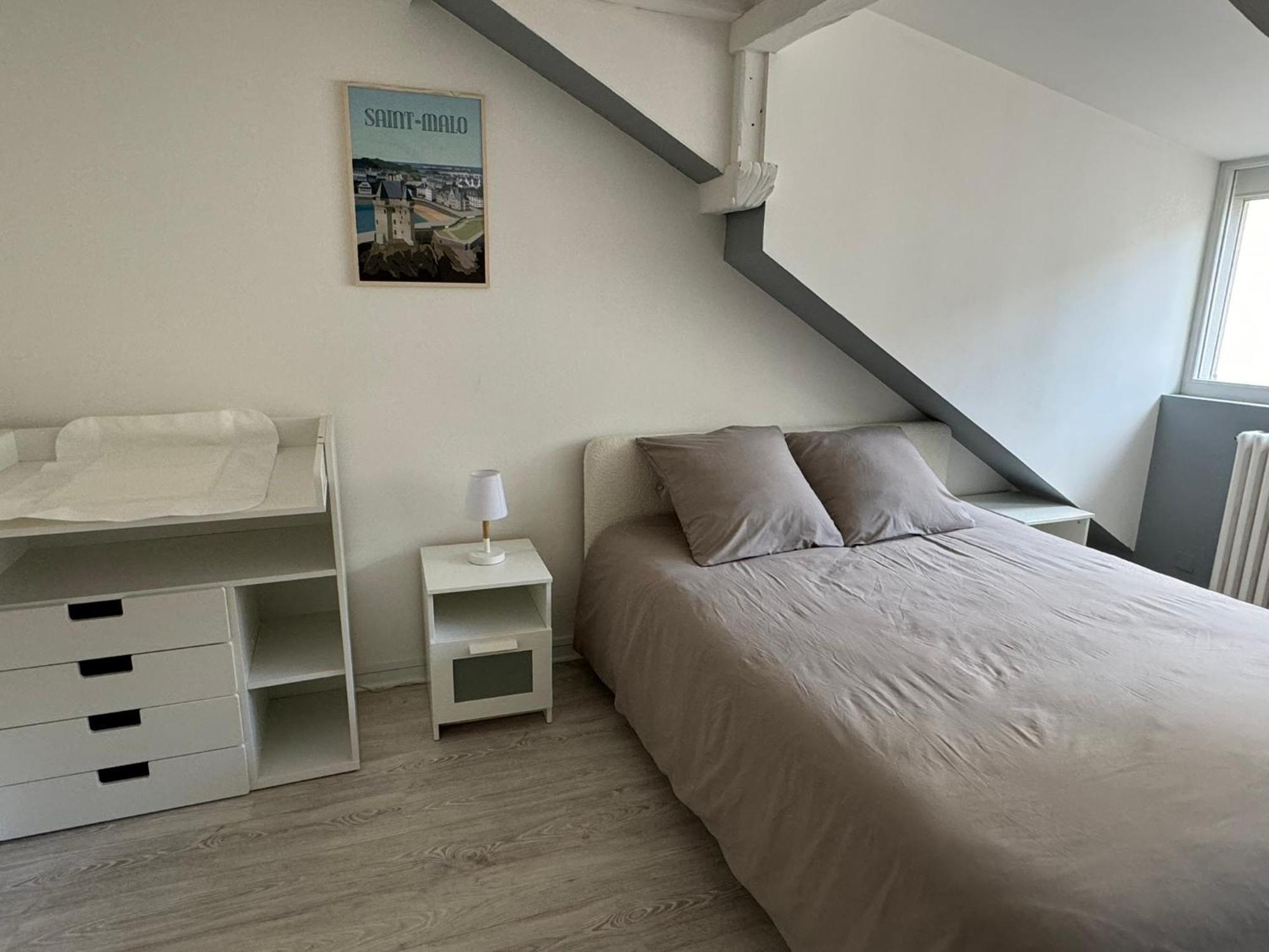Appartement En Centre-Ville - Local Velos Disponible Mayenne Exterior photo